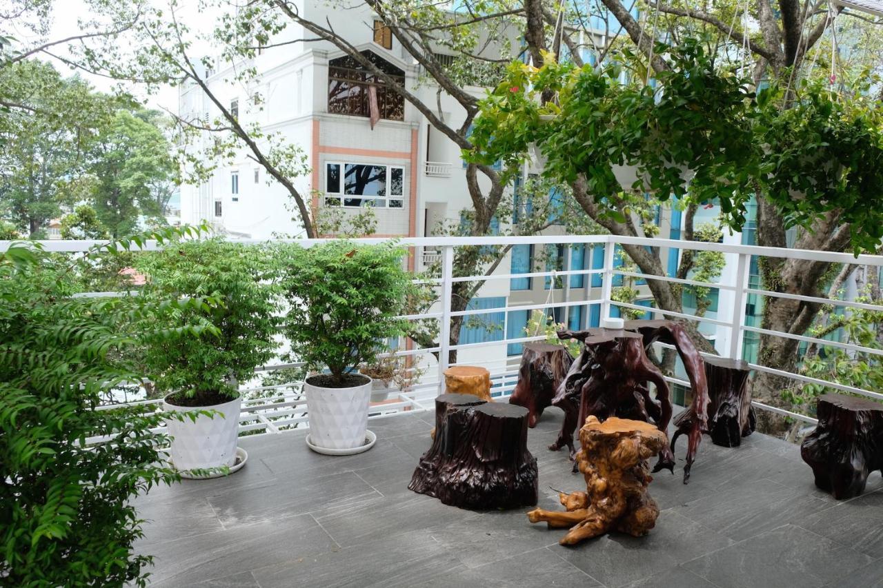 The Umi Hotel Ho Chi Minh City Exterior photo